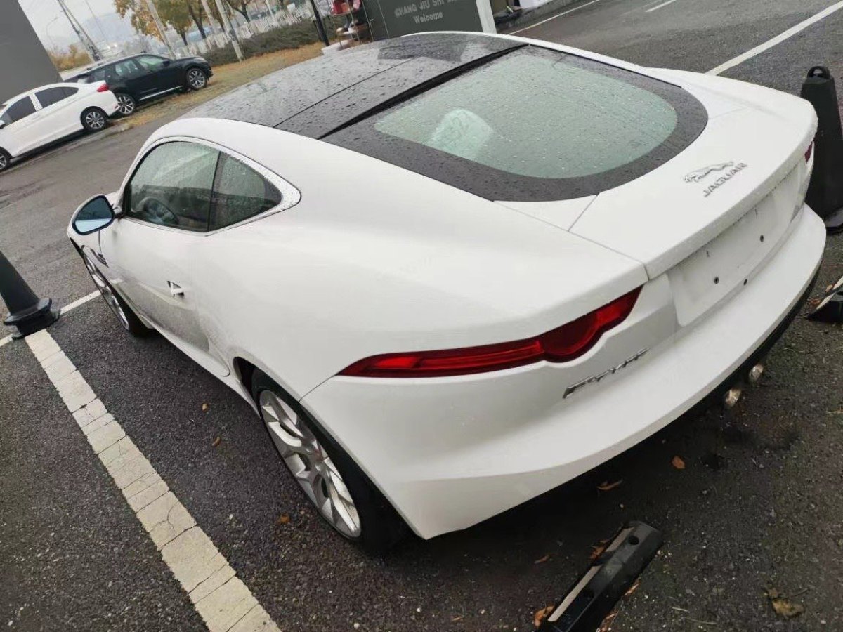 捷豹 F-TYPE  2015款 3.0T 硬頂版圖片