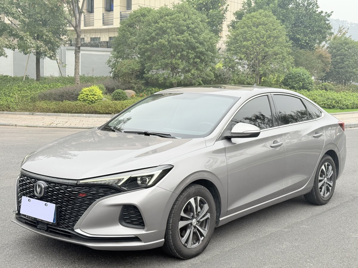 長(zhǎng)安 逸動(dòng)  2020款 PLUS 藍(lán)鯨NE 1.4T GDI DCT尊貴型圖片