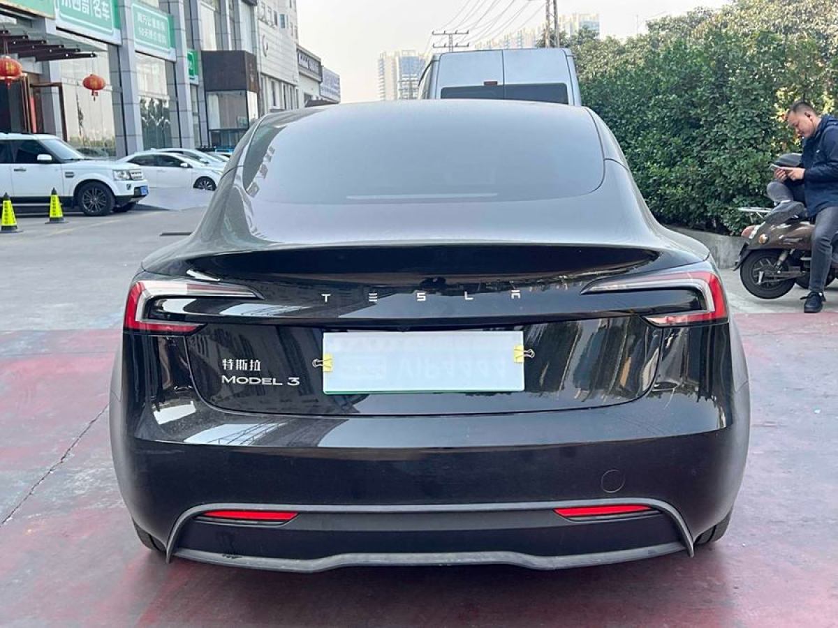 特斯拉 Model Y  2023款 后輪驅(qū)動版圖片