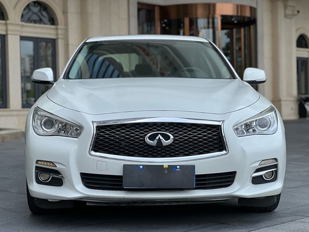 英菲尼迪 Q50L  2015款 2.0T 舒適版圖片