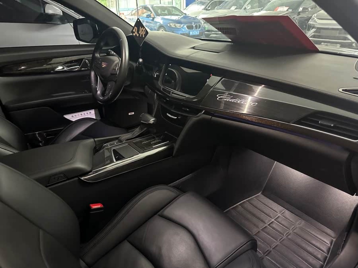 凱迪拉克 CT6  2017款 28T 豪華型圖片