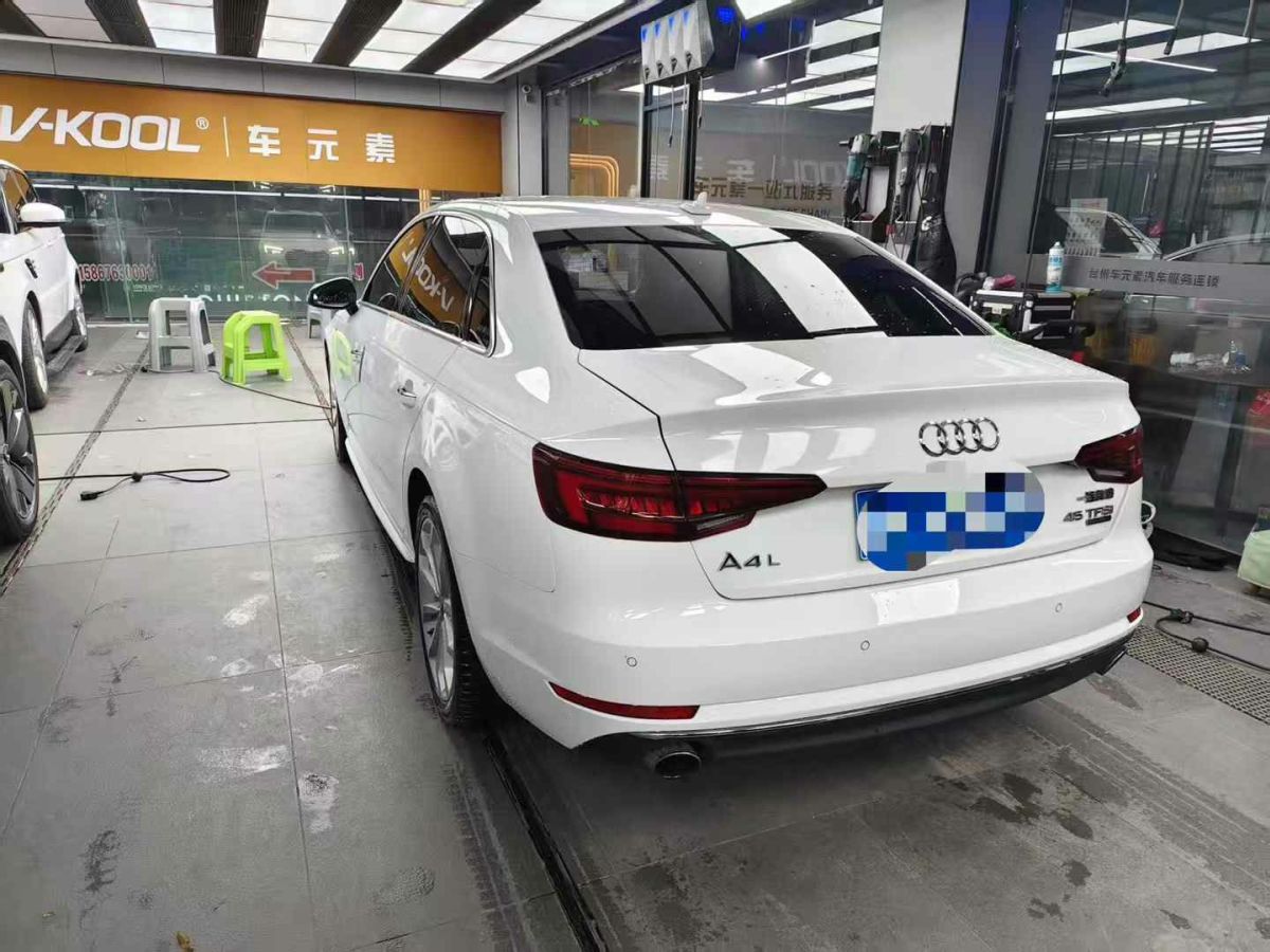 奧迪 奧迪A4  2017款 A4 45TFSI Allroad quattro 時(shí)尚型圖片