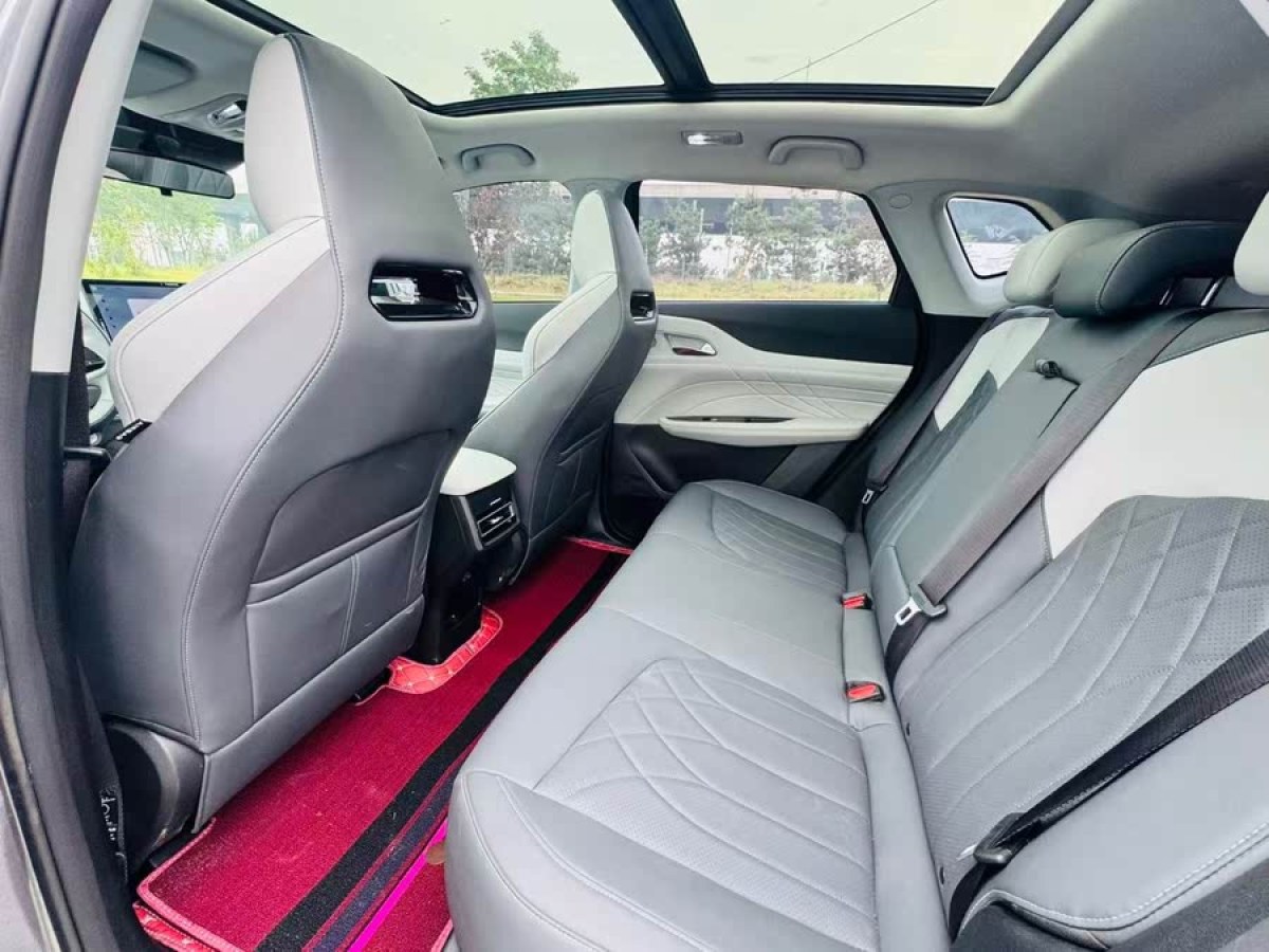 長(zhǎng)安 長(zhǎng)安UNI-Z新能源  2024款 藍(lán)鯨智電iDD 125km 超越型圖片
