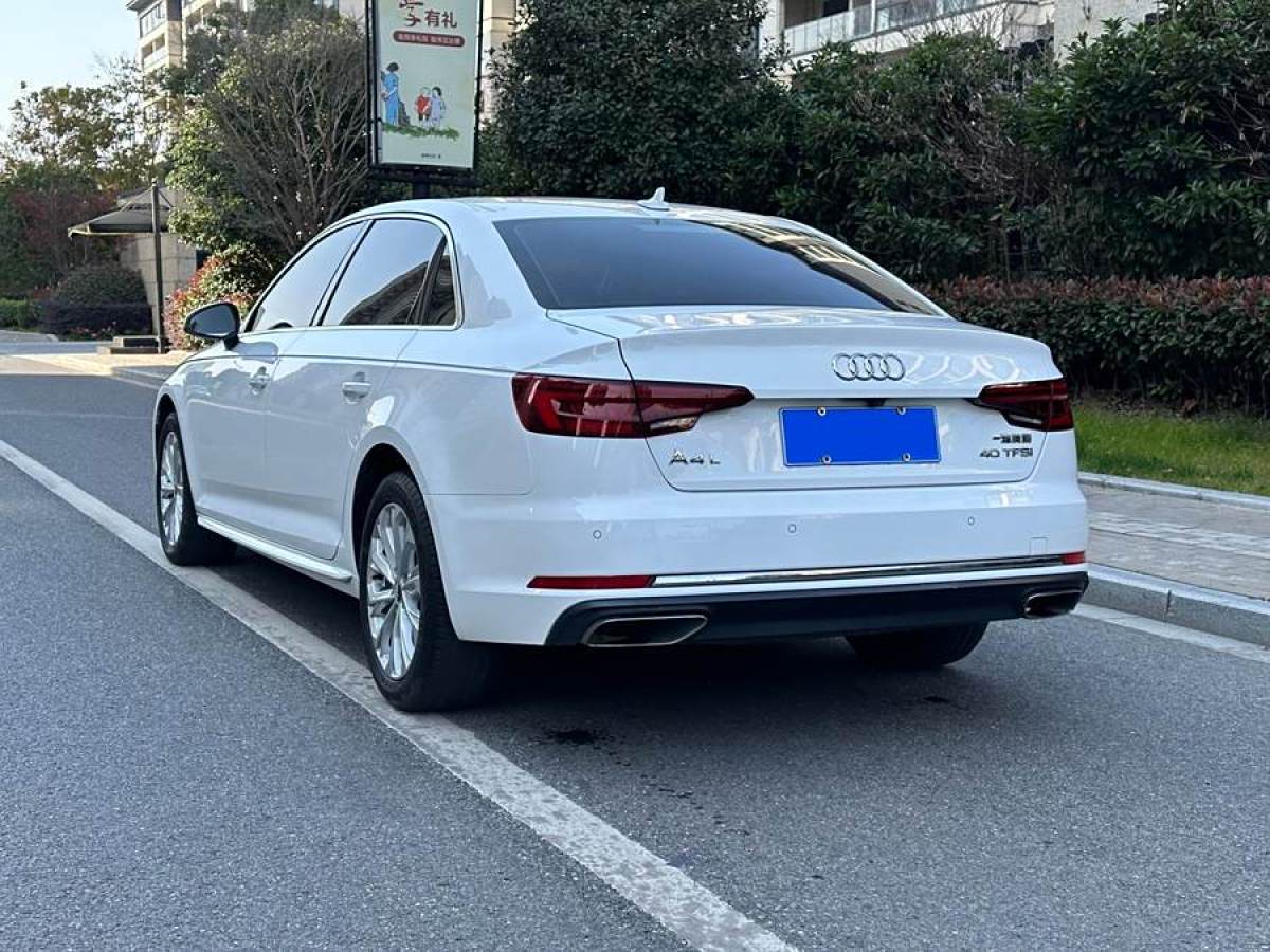 奧迪 奧迪A4L  2019款 40 TFSI 進(jìn)取型 國(guó)VI圖片