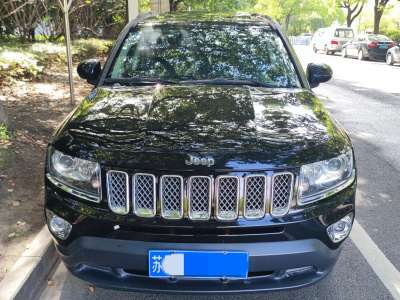 2015年6月 Jeep 指南者(进口) 改款 2.4L 四驱豪华导航版图片