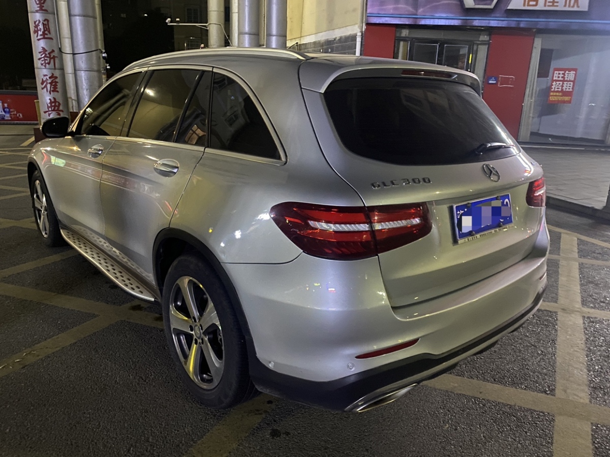 2017年6月奔馳 奔馳GLC  2017款 GLC 260 4MATIC 豪華型