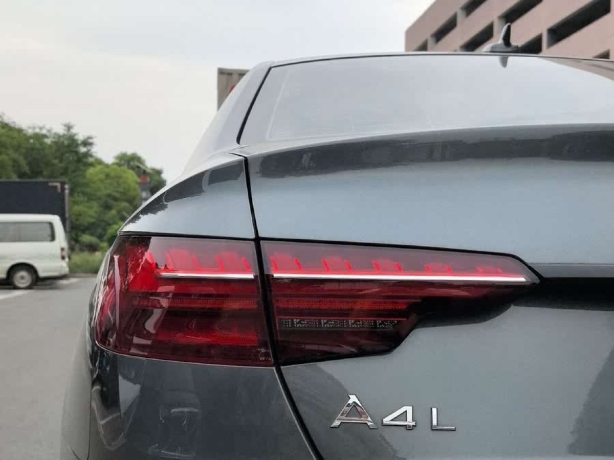 奧迪 奧迪A4L  2020款 40 TFSI 時尚動感型圖片