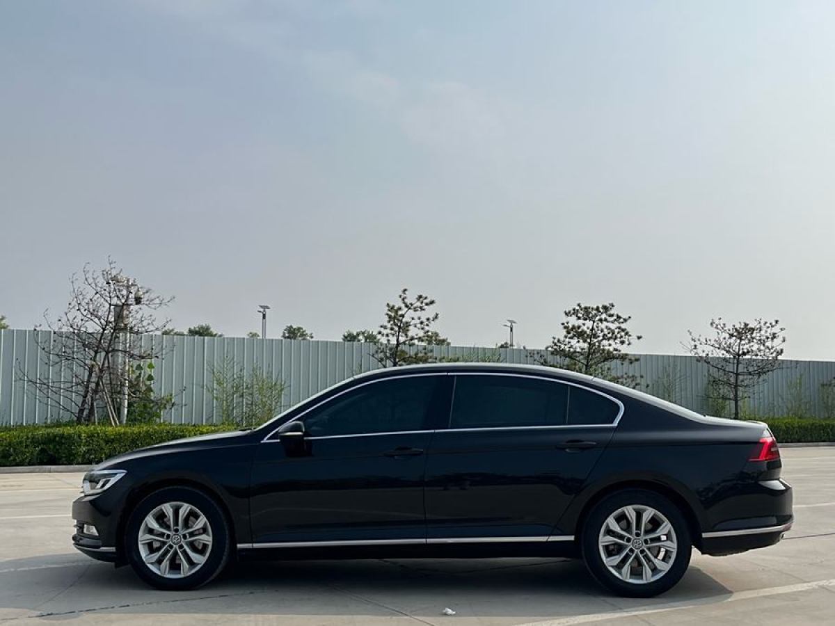 大眾 邁騰  2018款 改款 330TSI DSG 豪華型圖片