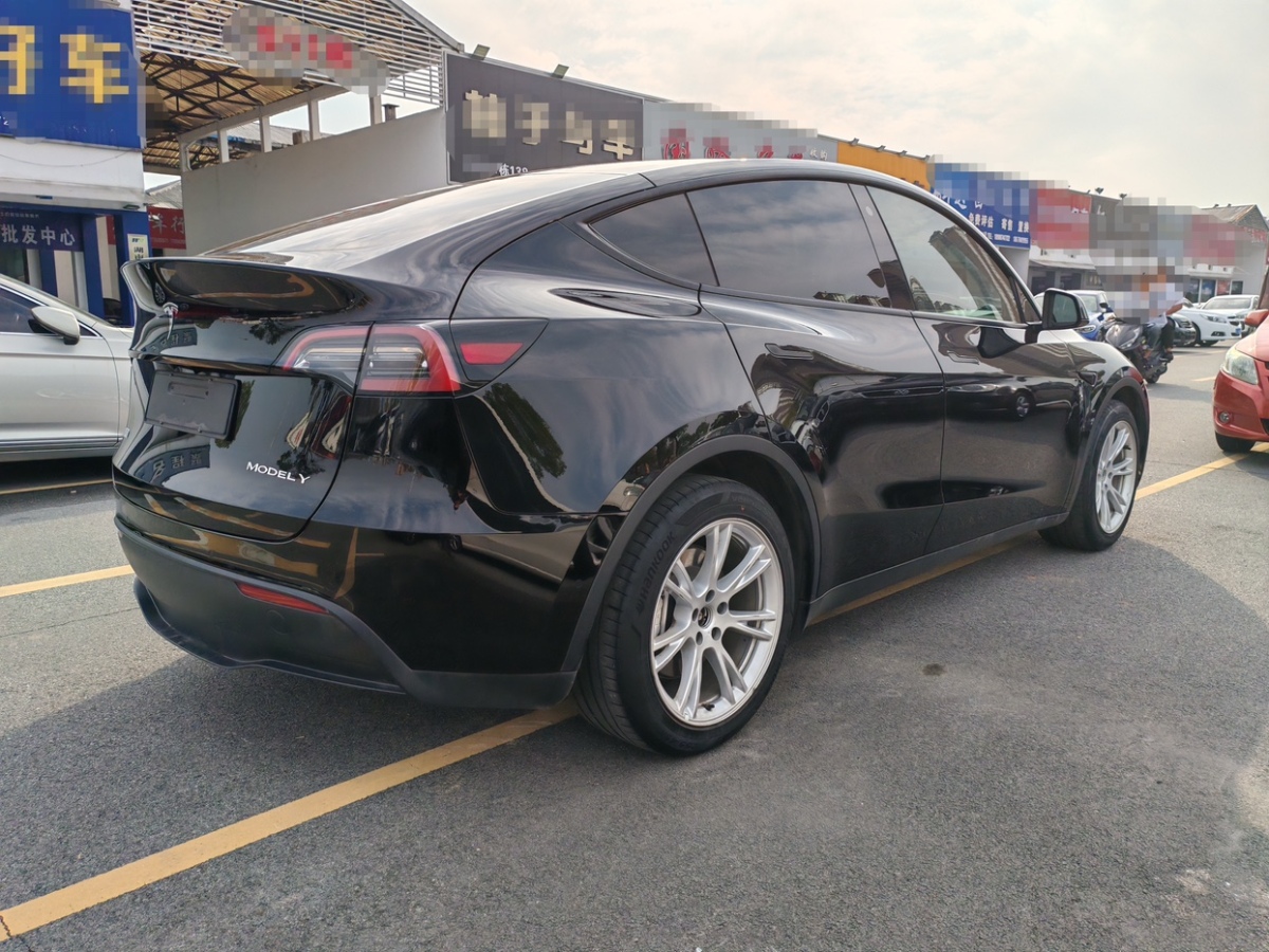 特斯拉 Model Y  2021款 改款 標準續(xù)航后驅升級版圖片