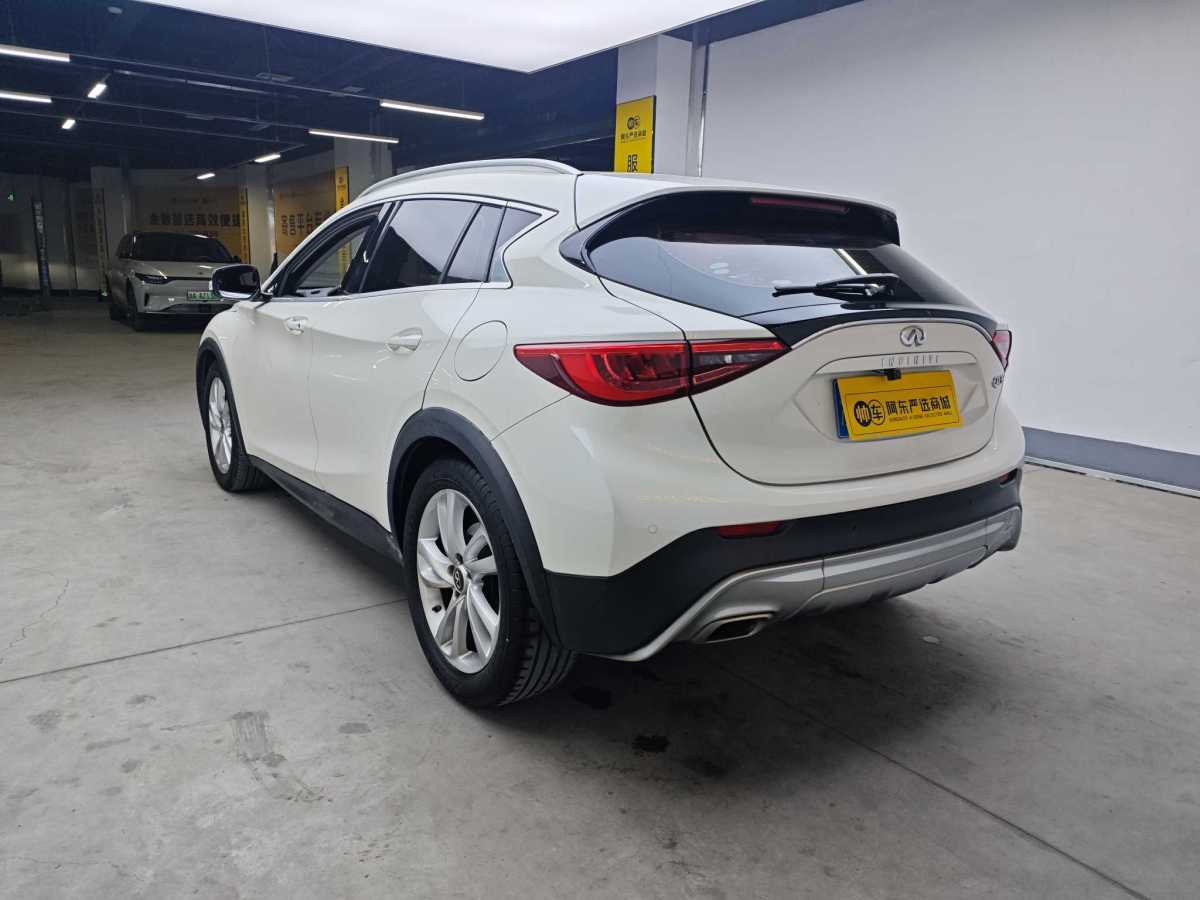 英菲尼迪 QX30  2017款 1.6T 兩驅運動版圖片