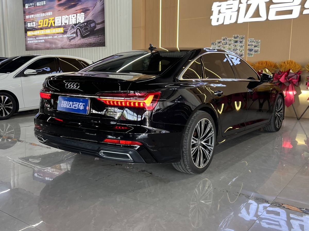 奧迪 奧迪A6L  2019款 45 TFSI quattro 尊享動(dòng)感型圖片