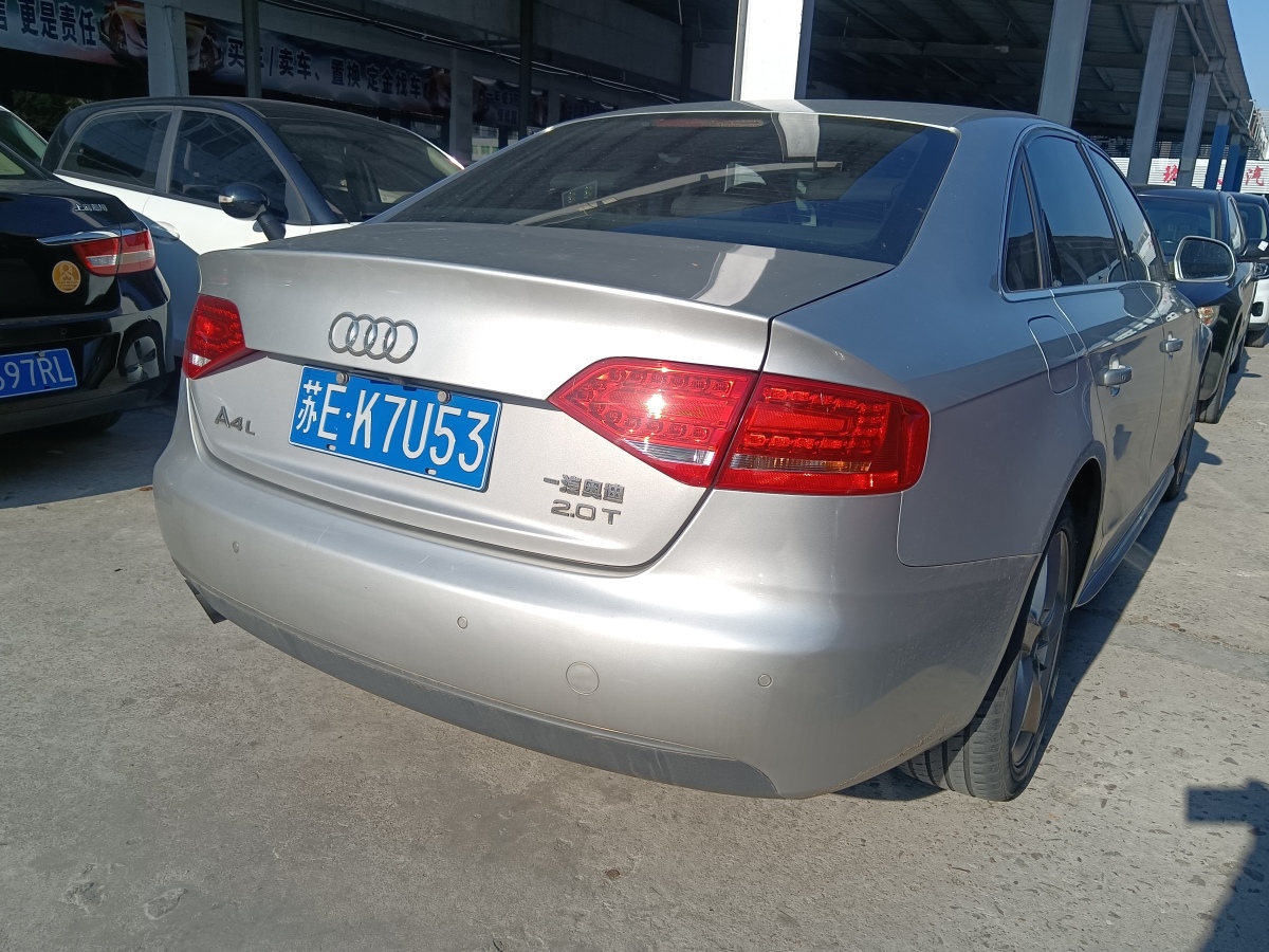 奧迪 奧迪A4L  2012款 2.0 TFSI 自動(dòng)舒適型圖片