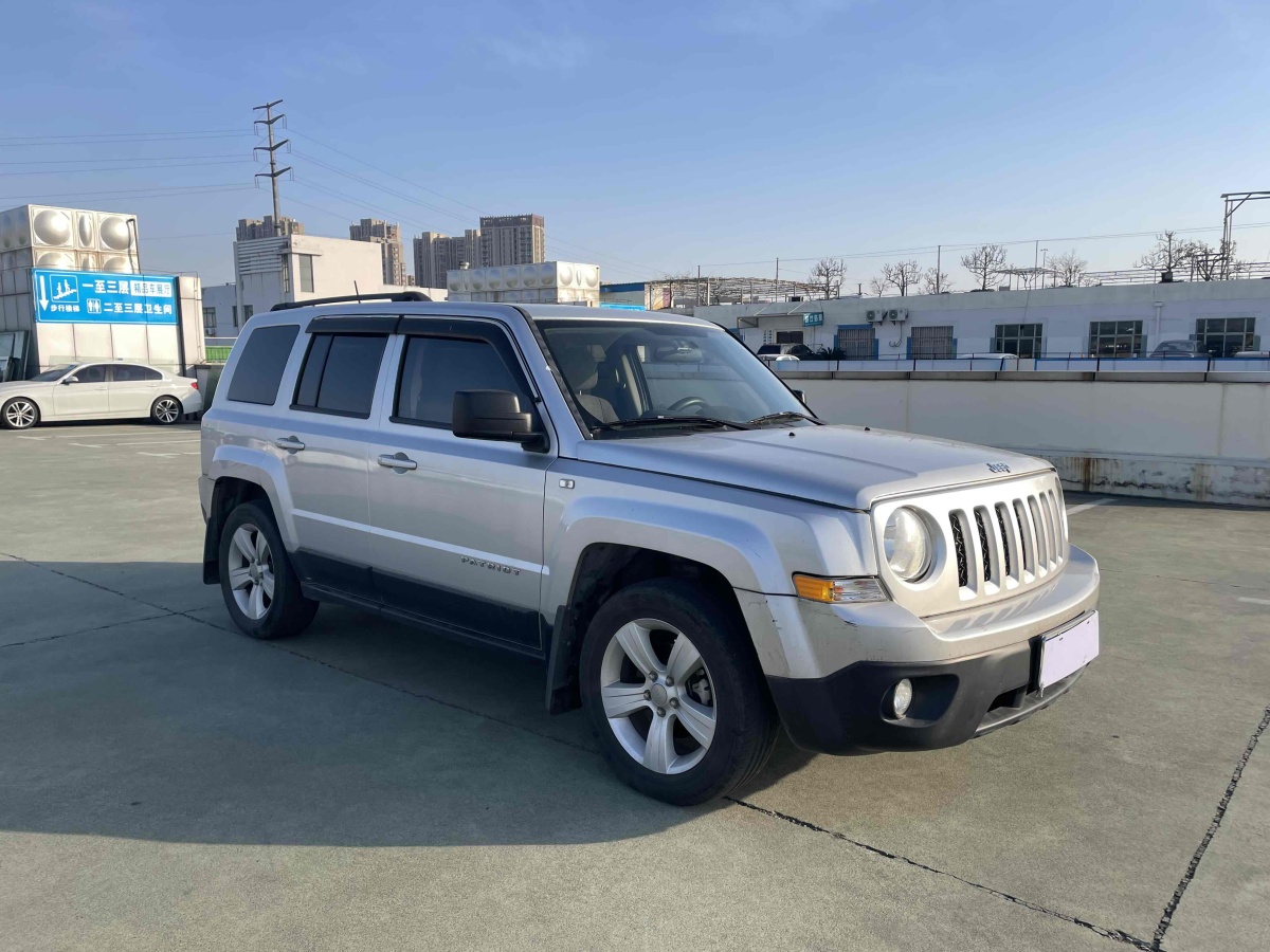 Jeep 自由客  2014款 2.4L 運動版圖片