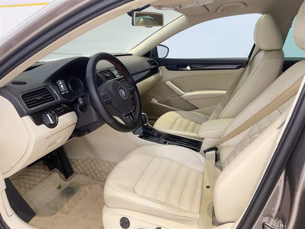 大眾 帕薩特  2014款 1.8TSI DSG御尊版圖片