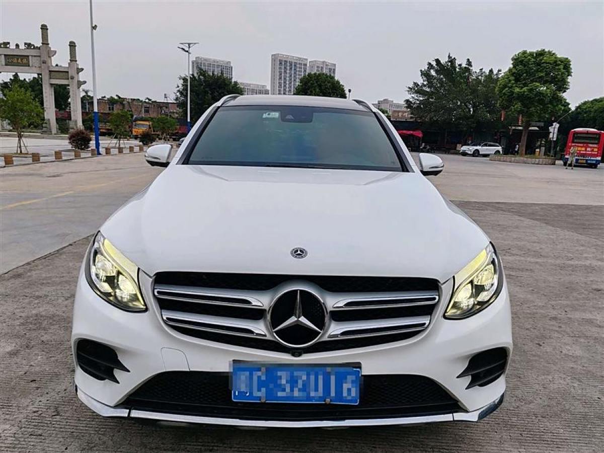 奔驰 奔驰GLC  2018款 改款 GLC 300 4MATIC 动感型图片