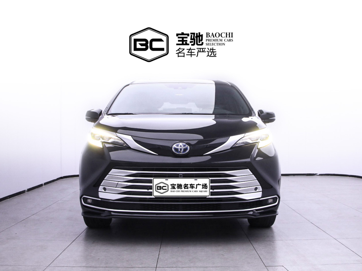 丰田 赛那SIENNA 2021款 2.5L混动 铂金版图片