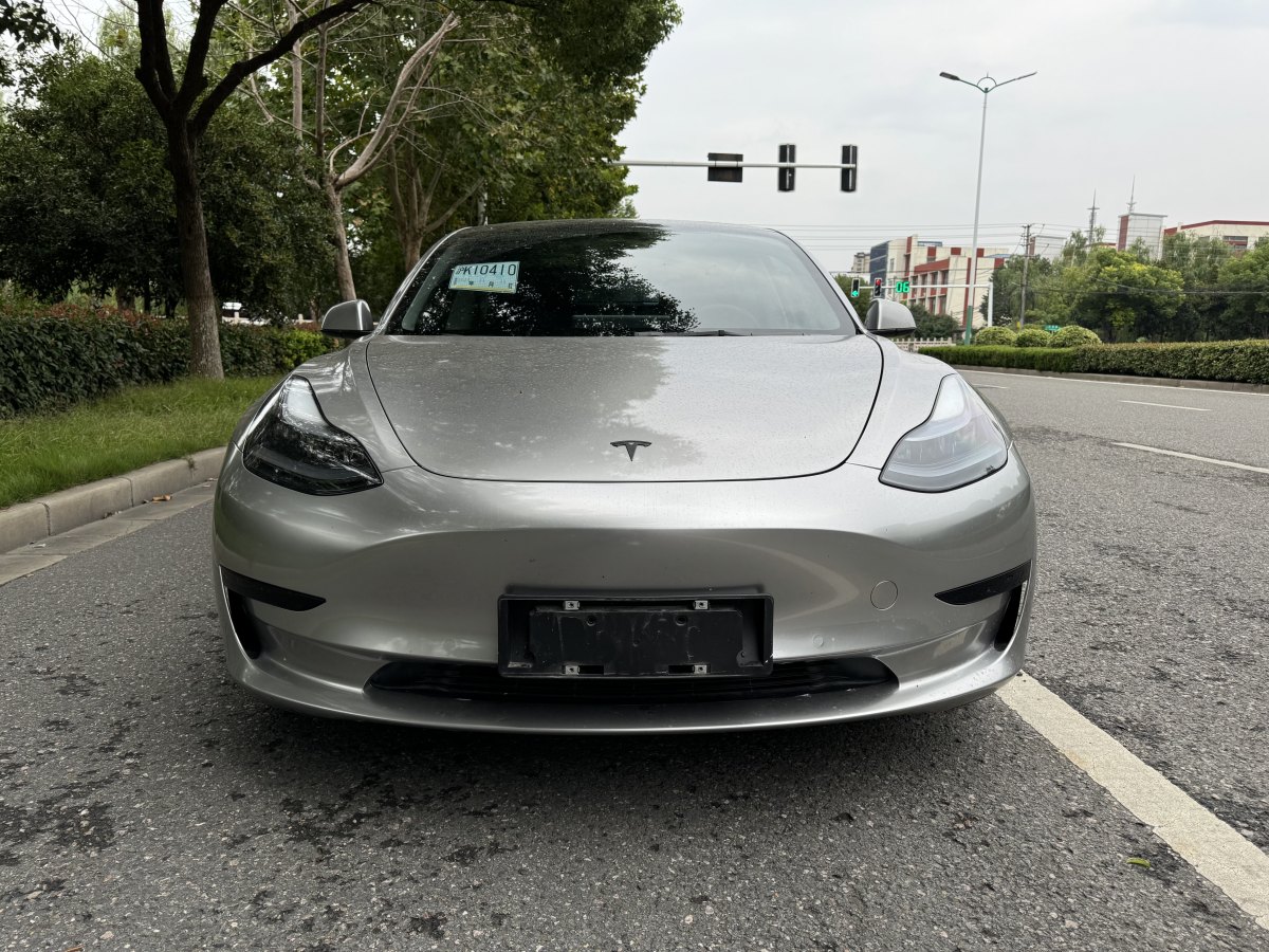 特斯拉 Model 3  2022款 改款 后輪驅(qū)動版圖片