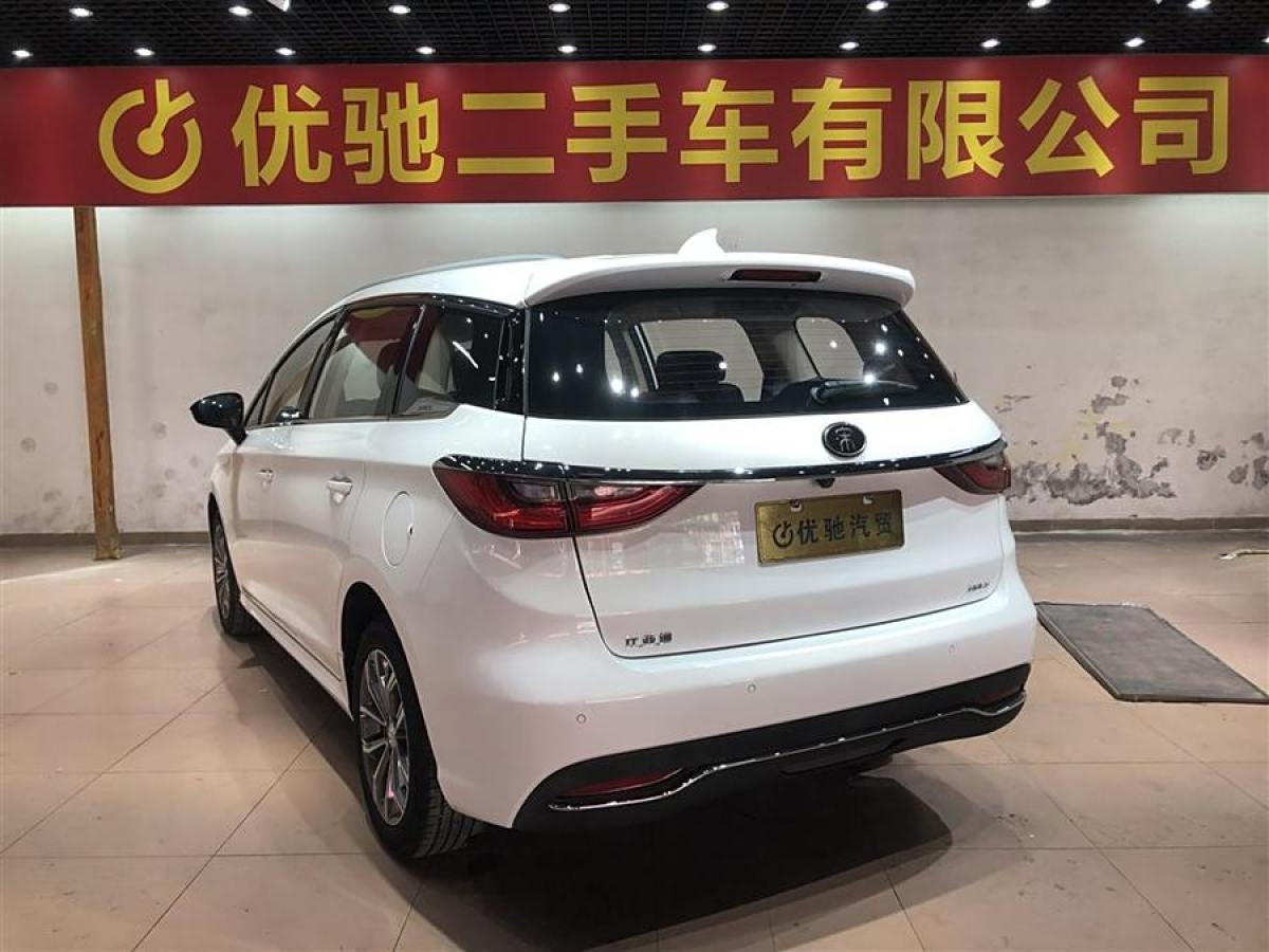 比亞迪 宋MAX  2019款 1.5T 自動智聯(lián)睿動型 6座 國VI圖片