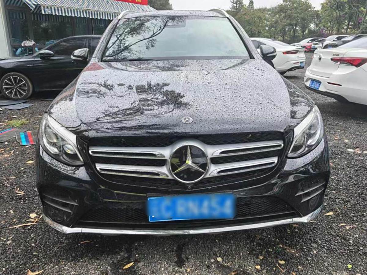 2017年6月奔馳 奔馳GLC  2017款 GLC 300 4MATIC 豪華型