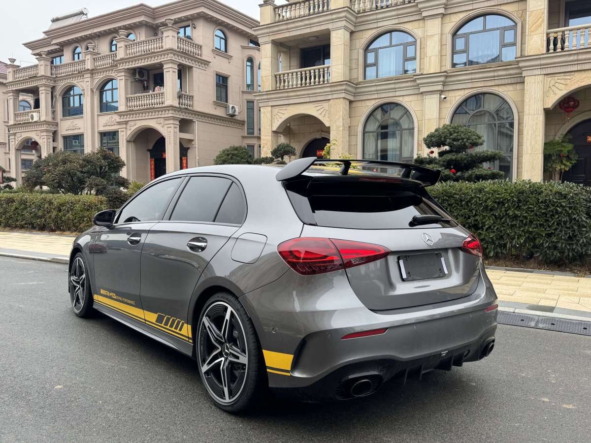 奔馳 奔馳A級AMG  2024款 AMG A 35 4MATIC圖片