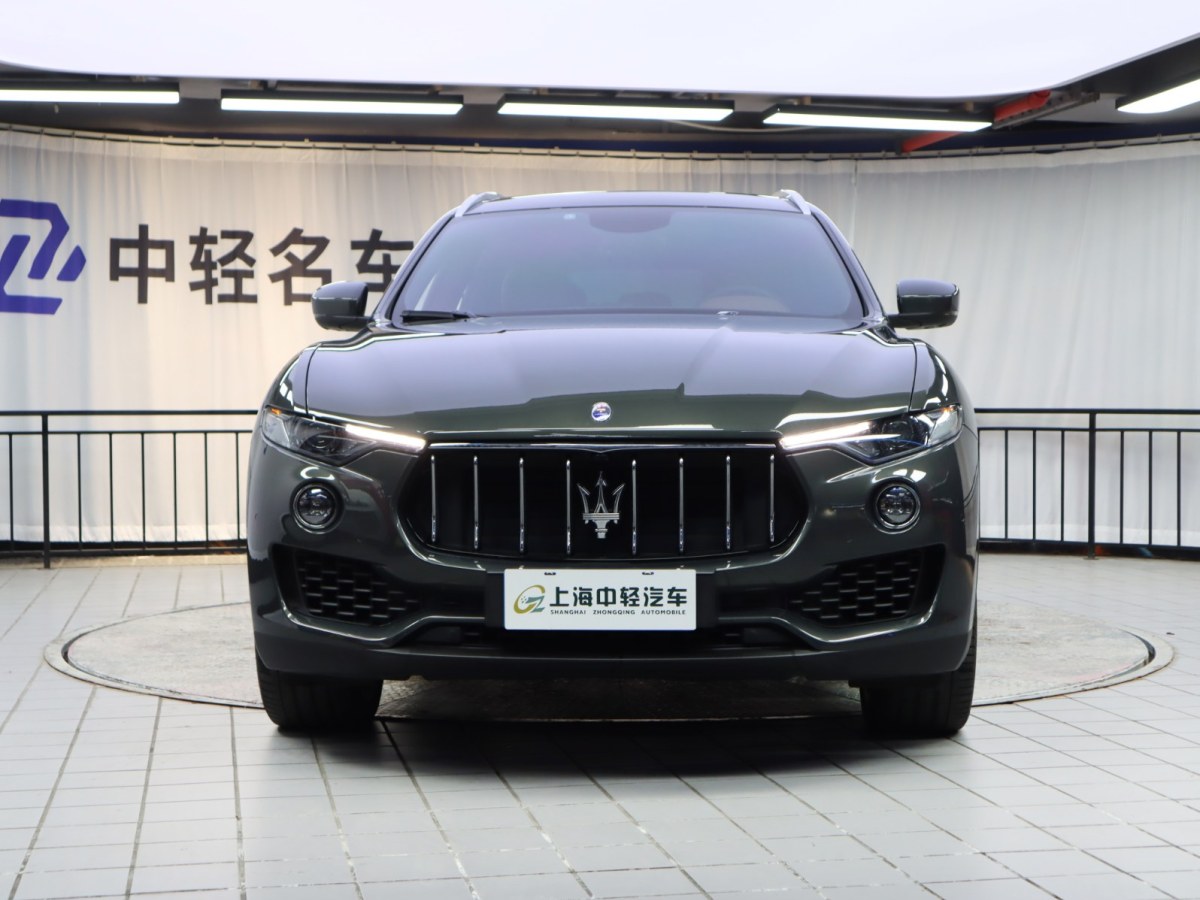 瑪莎拉蒂 Levante  2018款 3.0T 350Hp 標(biāo)準(zhǔn)版圖片