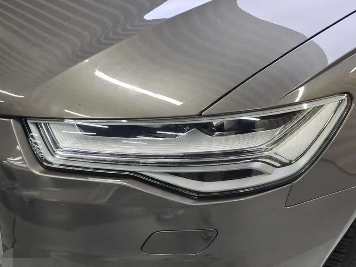 奧迪 奧迪A4L  2018款 30周年年型 30 TFSI 進(jìn)取型圖片