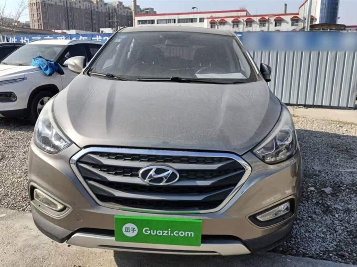 現(xiàn)代 ix35  2015款 2.0L 自動兩驅(qū)舒適型 國V圖片