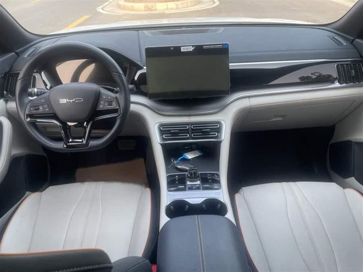 比亞迪 宋PLUS新能源  2024款 榮耀版 EV 520km 豪華型圖片