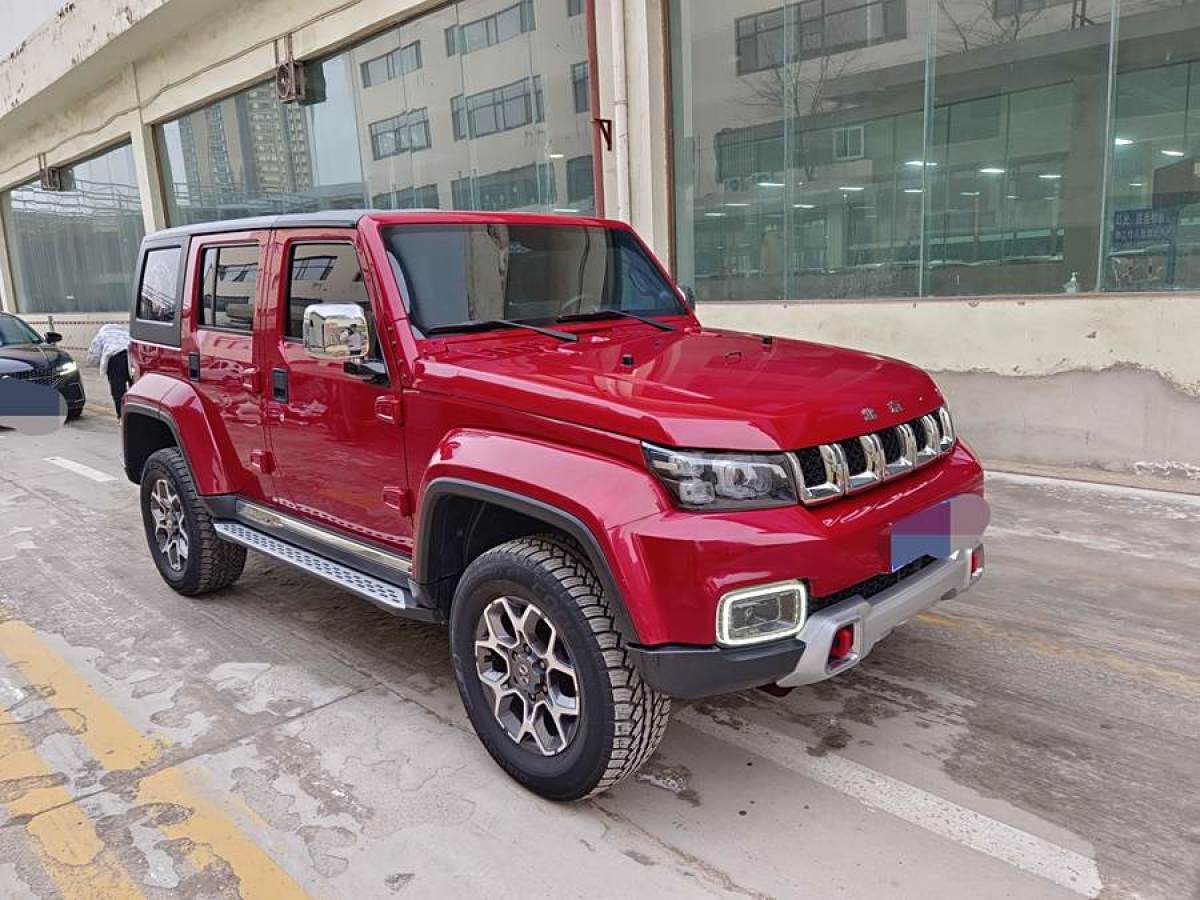 北京 BJ40  2019款  PLUS 2.3T 自動(dòng)四驅(qū)尊享版 國VI圖片