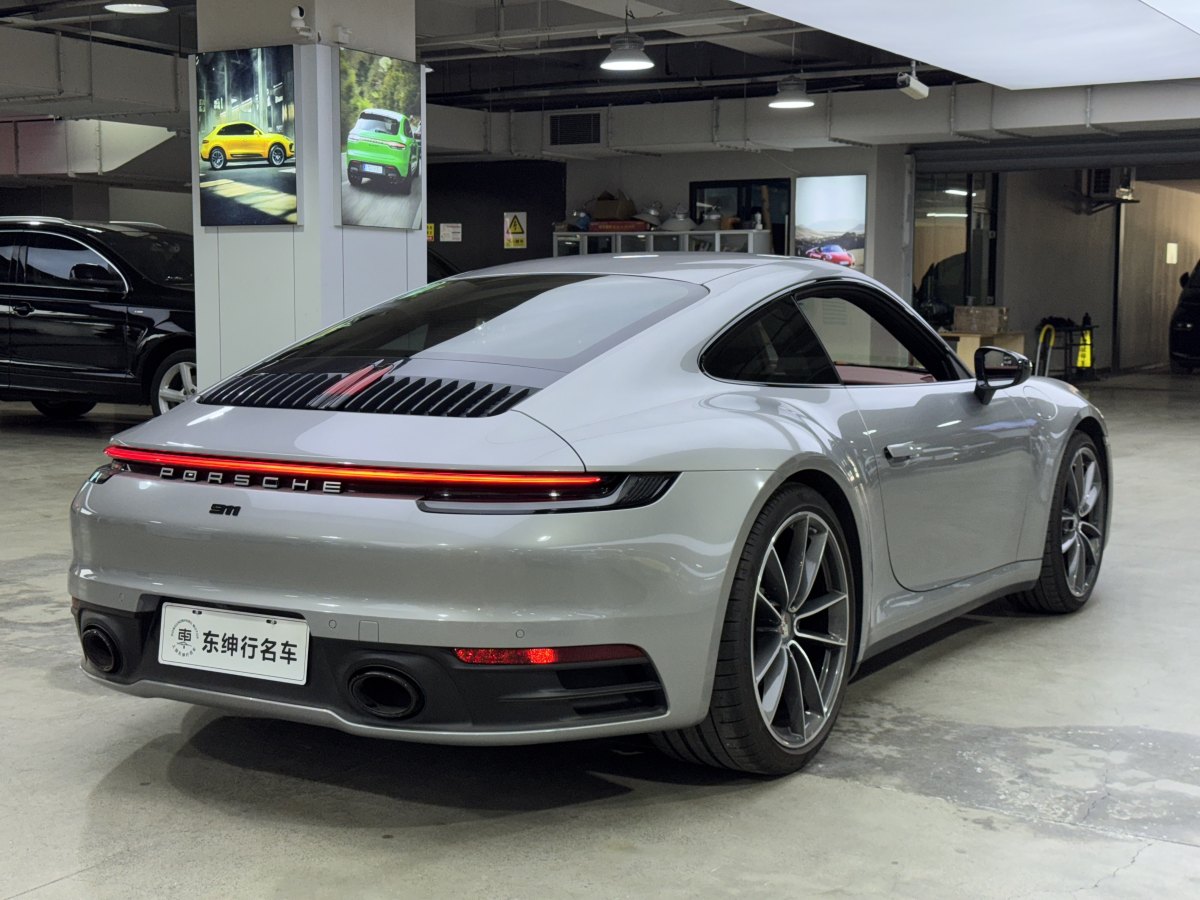 保時(shí)捷 911  2023款 Carrera 3.0T圖片