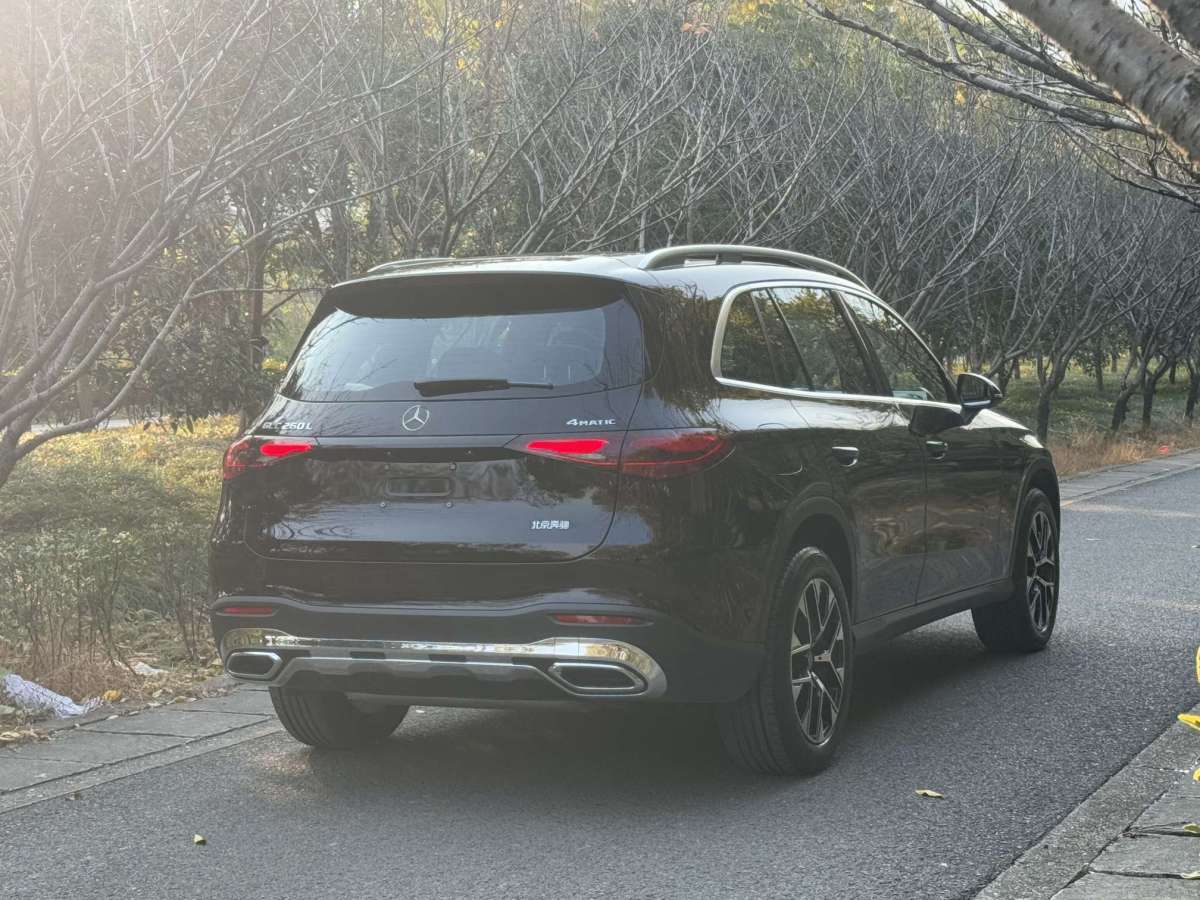 奔馳 奔馳GLC  2023款 GLC 260 L 4MATIC 動(dòng)感型 5座圖片