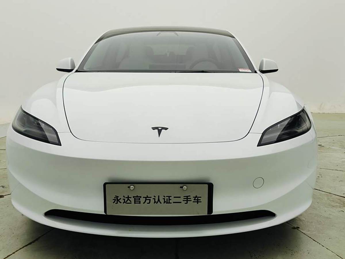 特斯拉 Model 3  2023款 后輪驅(qū)動(dòng)版圖片