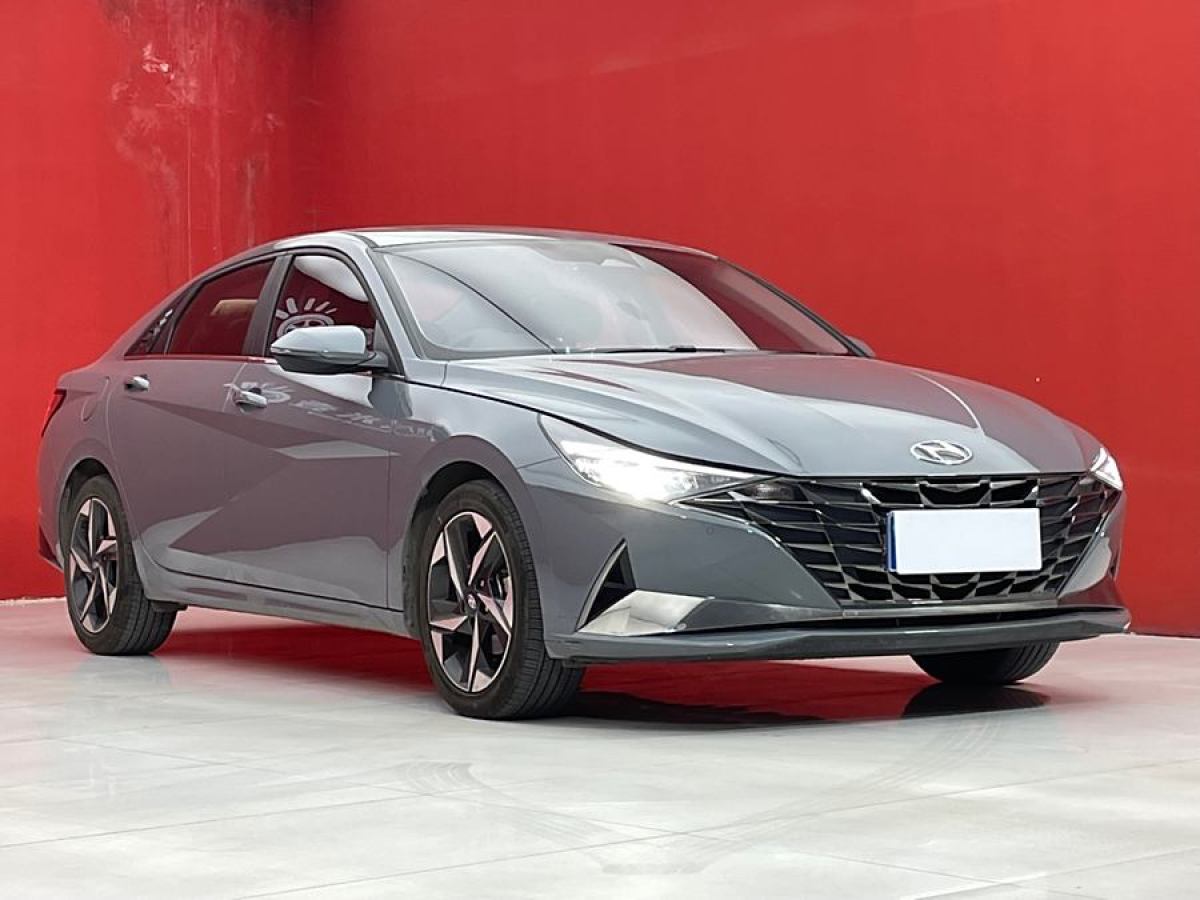 現(xiàn)代 伊蘭特  2022款 1.5L CVT LUX尊貴版圖片