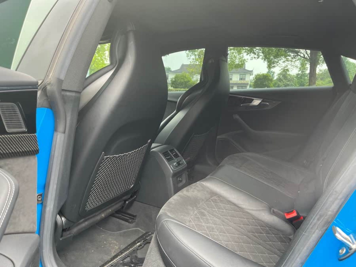 奧迪 奧迪RS 5  2021款 RS5 Sportback 黑曜版圖片
