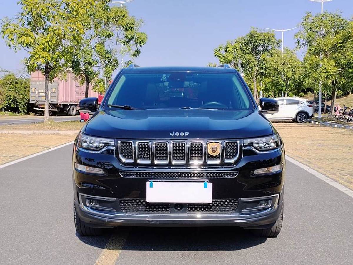 Jeep 大指揮官  2020款 2.0T 四驅(qū)精英增強(qiáng)版圖片