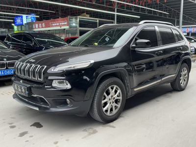 2018年4月 Jeep 自由光 2.4L 專業(yè)版圖片