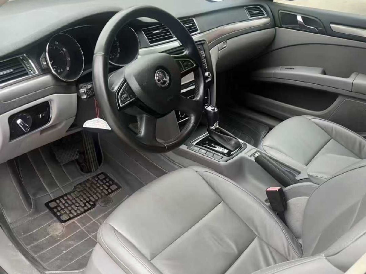 斯柯達(dá) 速尊  2014款 2.0TSI 尊貴版圖片