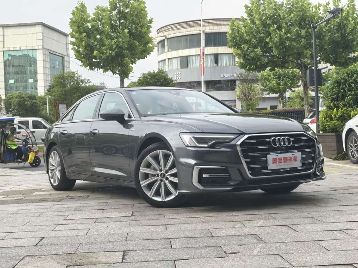 奧迪 奧迪A6L  2024款 45 TFSI 臻選動感型圖片