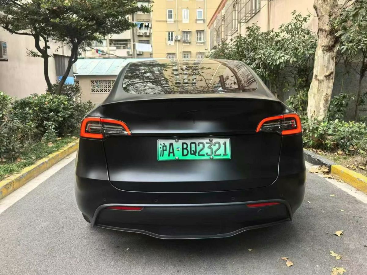 特斯拉 Model S  2023款 三電機(jī)全輪驅(qū)動 Plaid版圖片