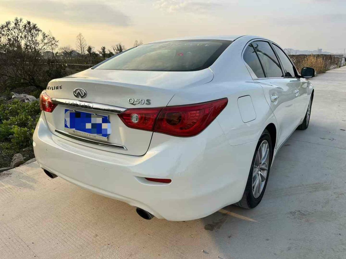 英菲尼迪 Q50L  2015款 2.0T 悅享版圖片