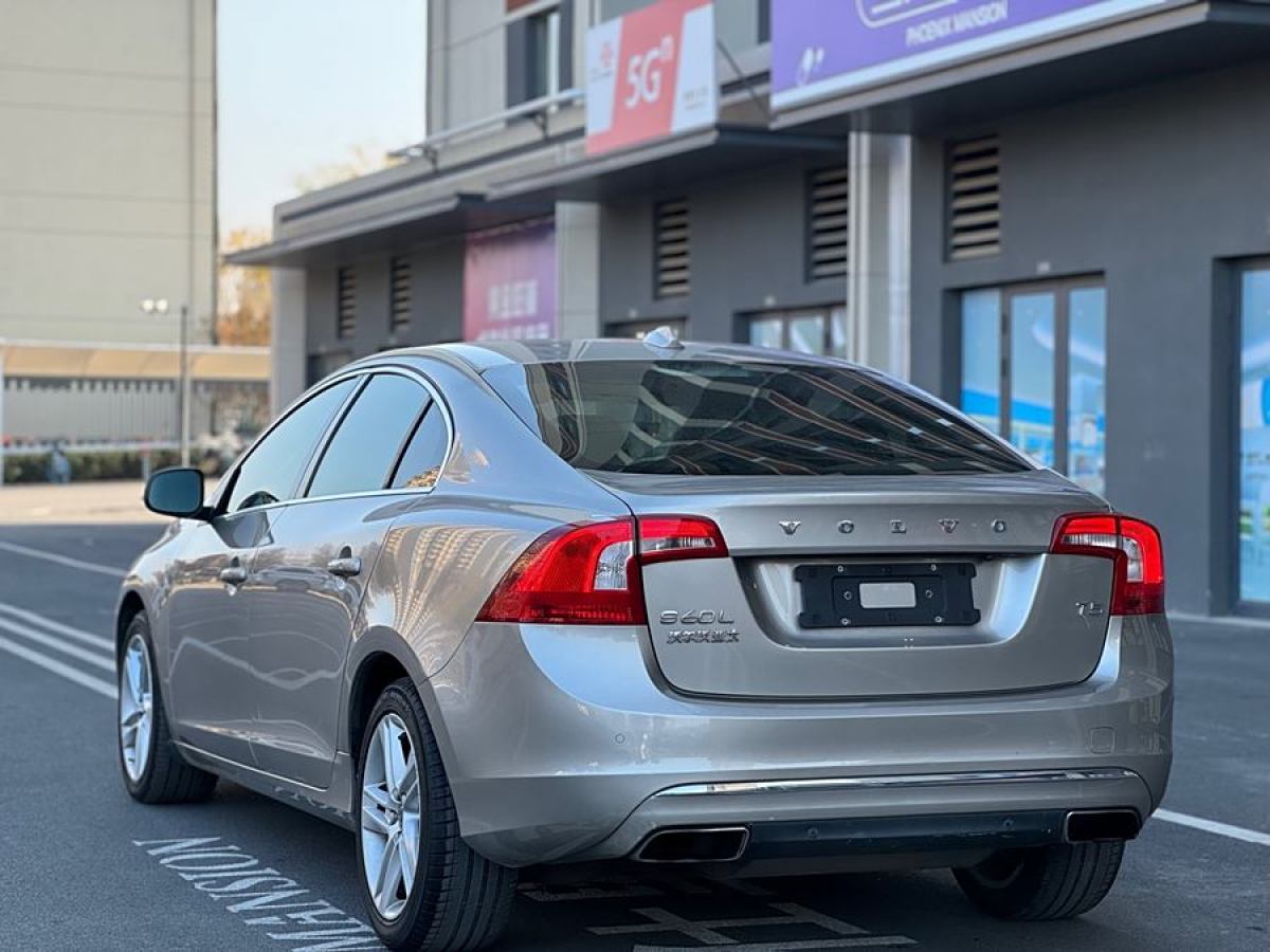 沃爾沃 S60  2016款 S60L 2.0T T5 智馭版圖片