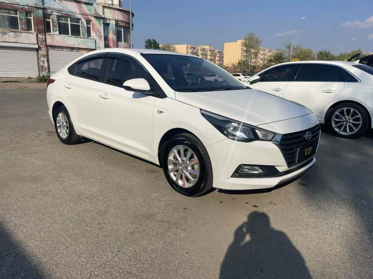現(xiàn)代 悅動(dòng)  2018款 1.6L 自動(dòng)悅目版GL圖片