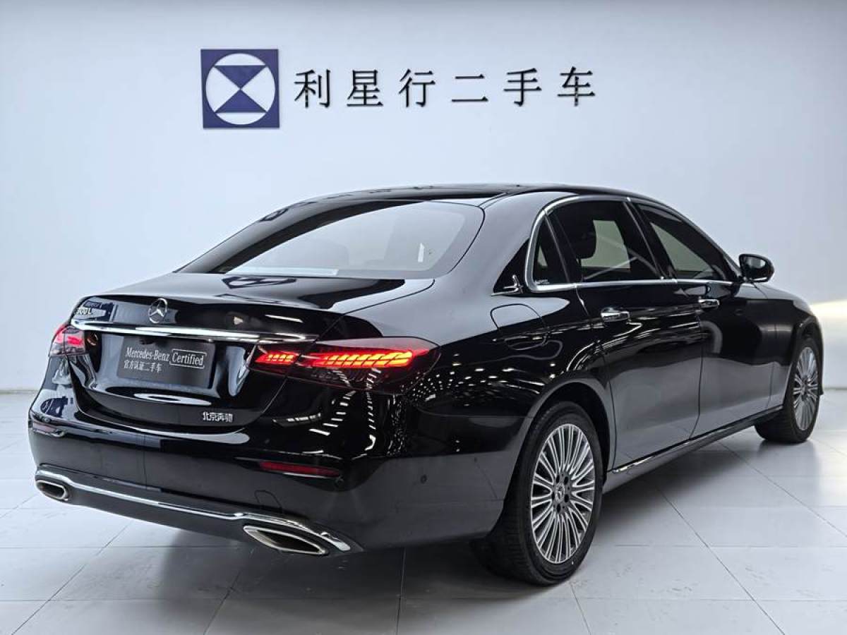 奔馳 奔馳E級(jí)  2021款 改款 E 300 L 時(shí)尚型圖片