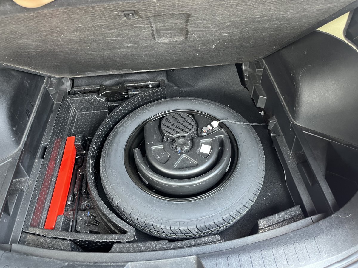哈弗 哈弗H6S  2021款 2.0T 四驅(qū)潮跑版圖片