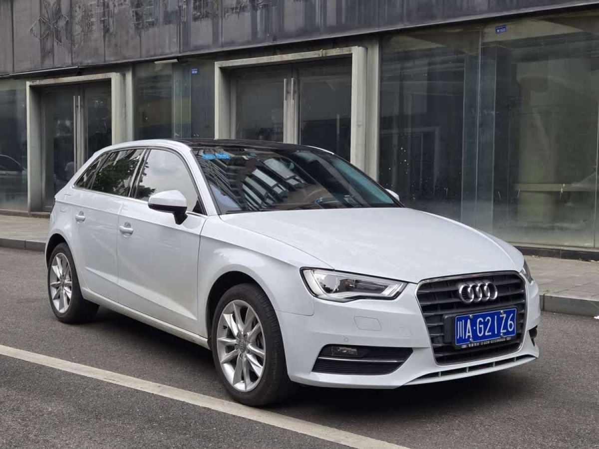 奧迪 奧迪A3  2015款 Sportback 35 TFSI 百萬(wàn)紀(jì)念舒享型圖片