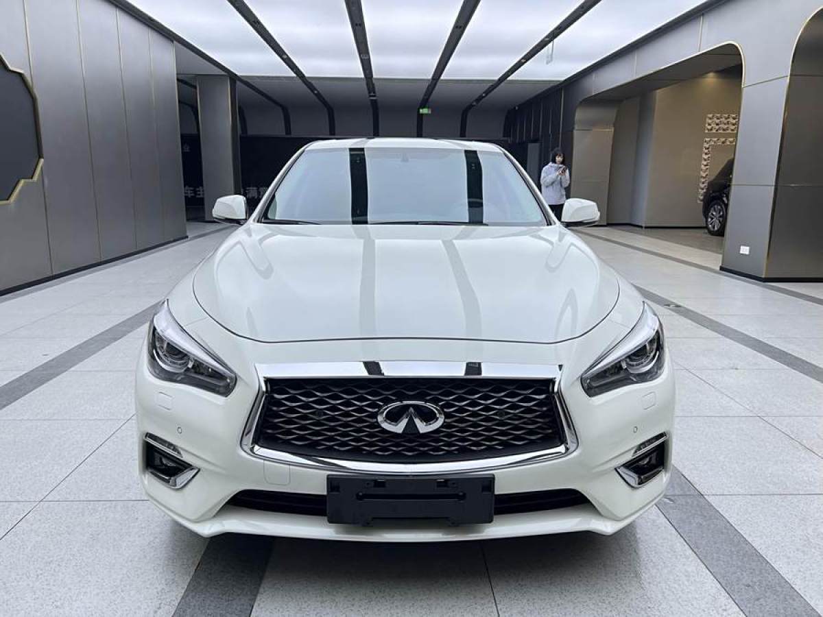 英菲尼迪 Q50L  2018款  2.0T 逸享版 國VI圖片