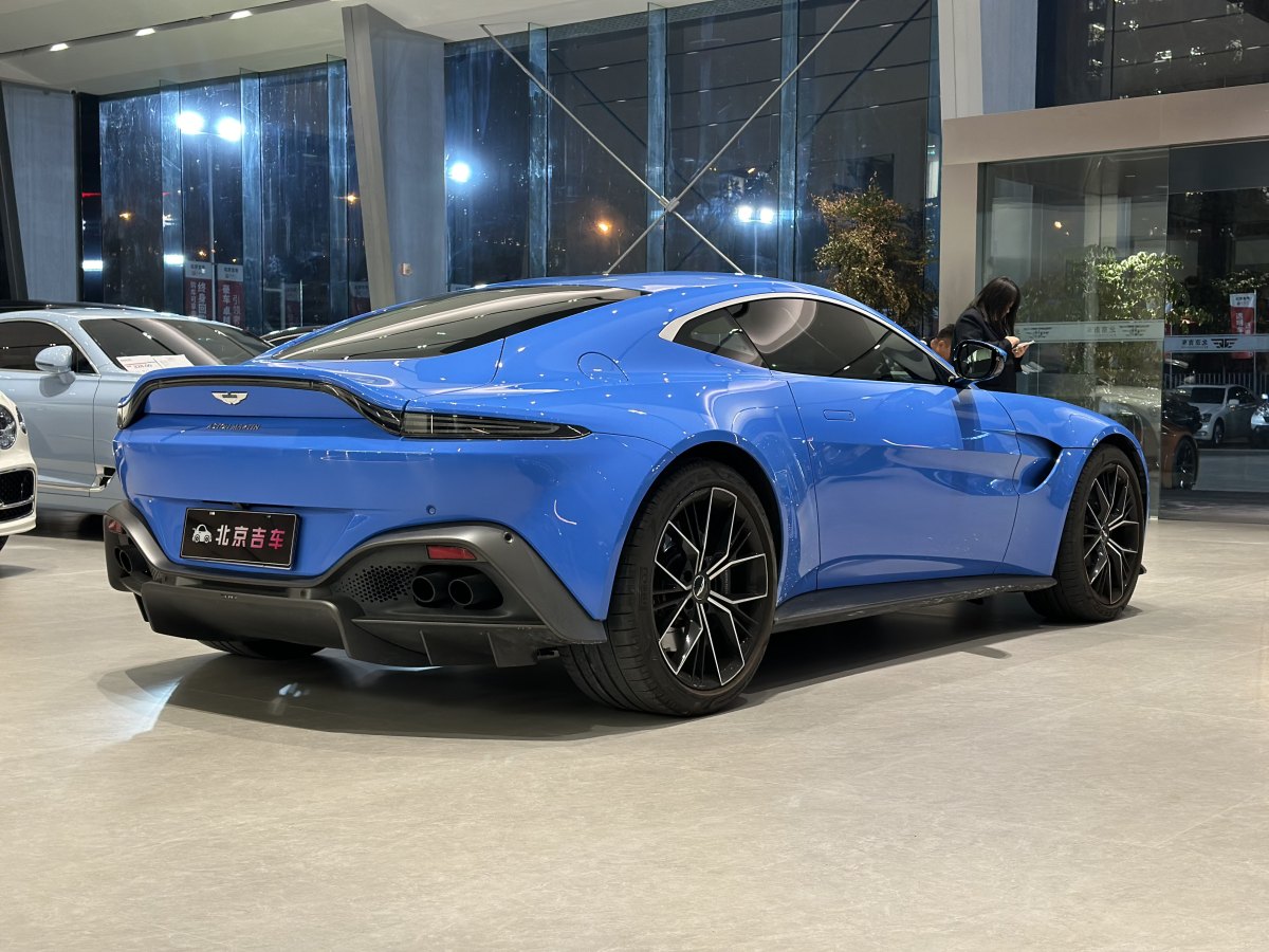 阿斯頓·馬丁 V8 Vantage  2022款 4.0T V8 Coupe圖片