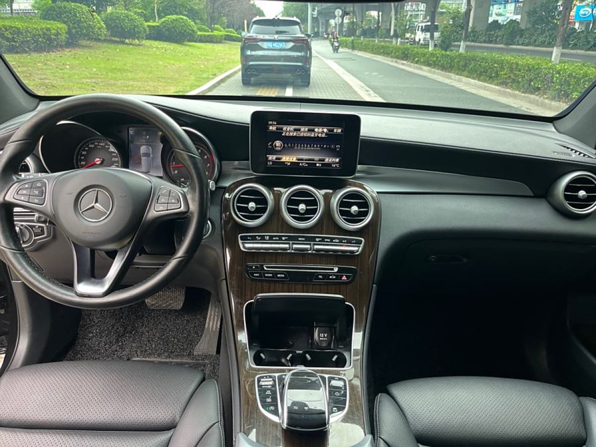 奔馳 奔馳GLC  2019款 改款 GLC 260 L 4MATIC 豪華型圖片