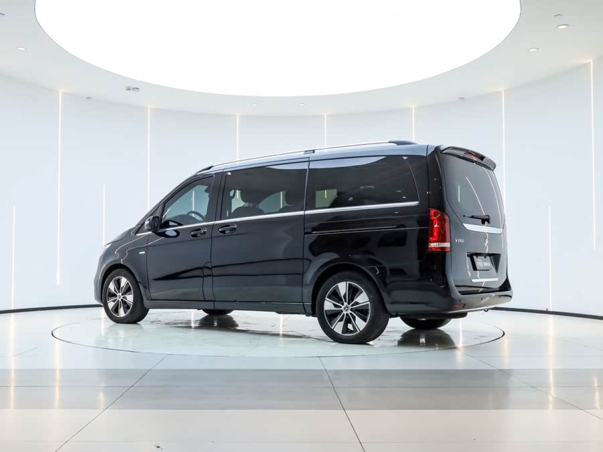 奔馳 V級  2021款 V 260 L 長軸距尊貴版圖片