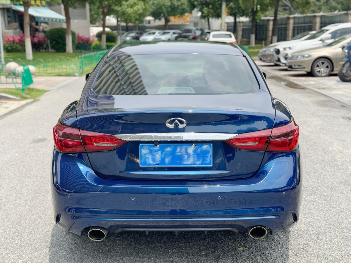 英菲尼迪 Q50L  2016款 2.0T 悅享版圖片